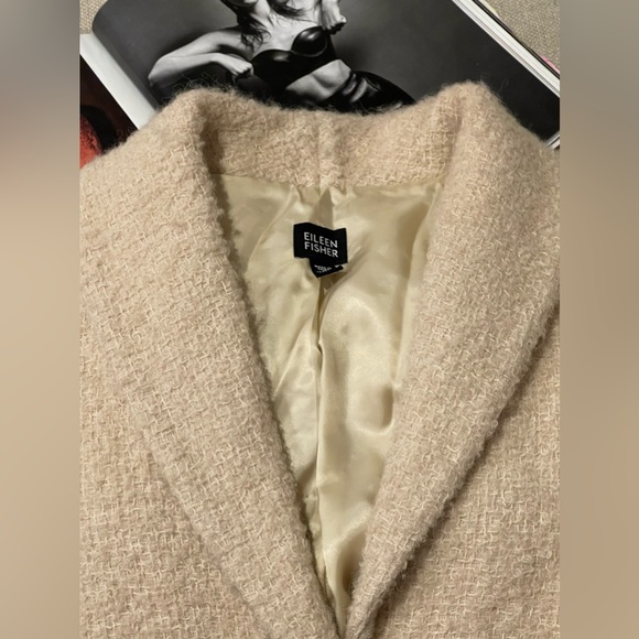 Eileen Fisher Boucle Lined Wool Jacket / Blazer In Cream/Ivory Size M - Picture 12 of 15